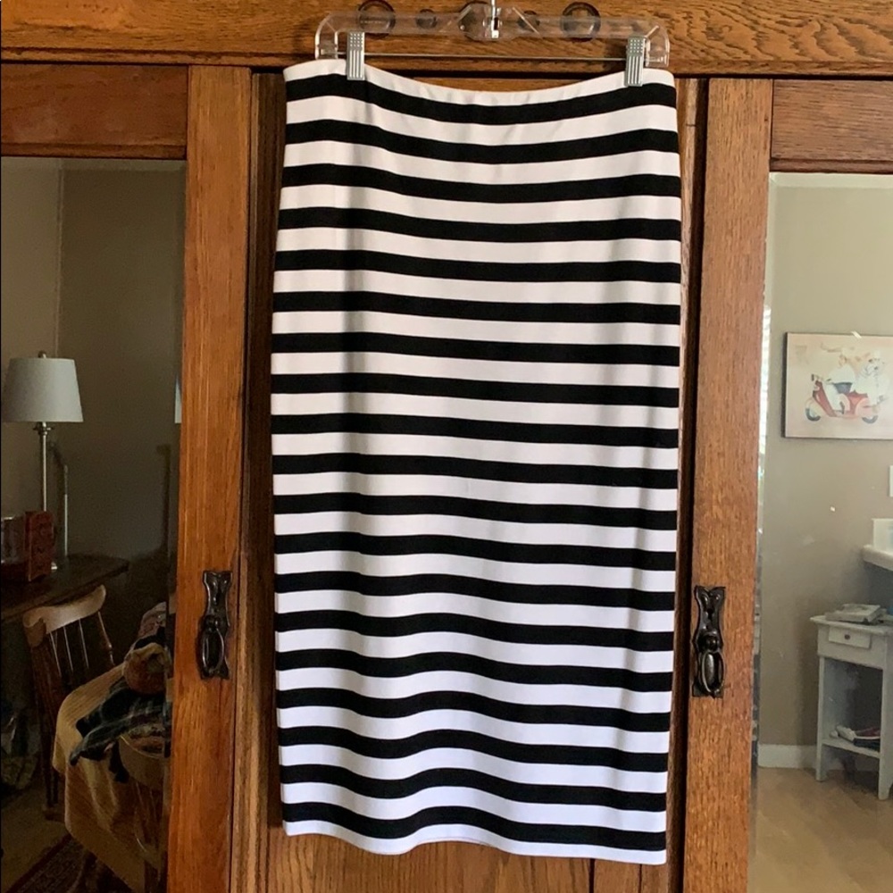 Midi skirt